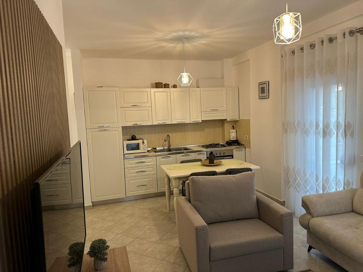 Sibora'S Apartment Golem (Tirana) Exterior foto