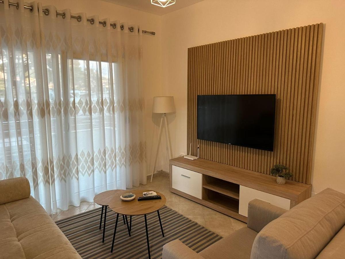 Sibora'S Apartment Golem (Tirana) Exterior foto